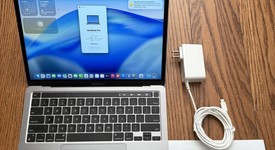 Good
													MacBook Pro 2020 - 13" - Apple M1, Gray, 512 GB, 8 GB, photo 1 of 9