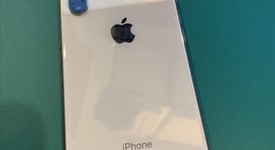 Good
													Apple iPhone Xs - Xfinity, Gold, 64 GB, A1920, photo 4 of 6