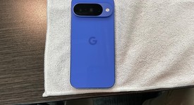 Good
													Google Pixel 10 - Unlocked, Indigo, 128 GB, GLBW0, photo 5 of 20