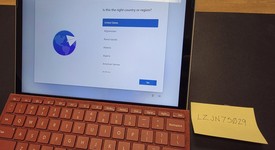 Mint
													Microsoft Surface Go 2 - Unlocked, Core m3, Gray, 128 GB, 8 GB, photo 2 of 7