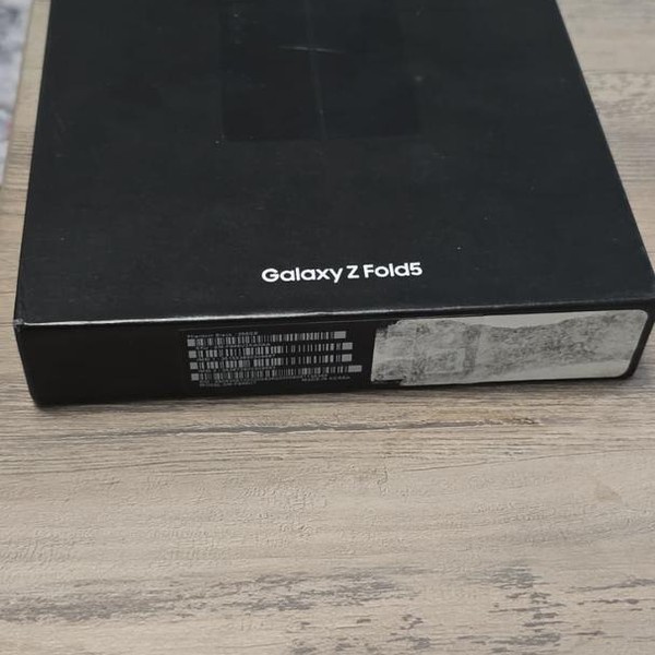 Samsung Galaxy Z Fold5 - Unlocked, Black, 256 GB, 12 GB, SM-F946U1