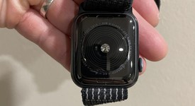 Fair
													Apple Watch SE 1st Gen 40mm - Gray, A2351 - GPS, Nike, photo 4 of 5
