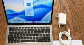 Good
													MacBook Air 2018 - 13" - I5, Gray, 512 GB, 16 GB, photo 1 of 10