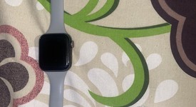 Good
													Apple Watch Series 5 40mm - Gray, A2092 - GPS, Aluminum, photo 1 of 4