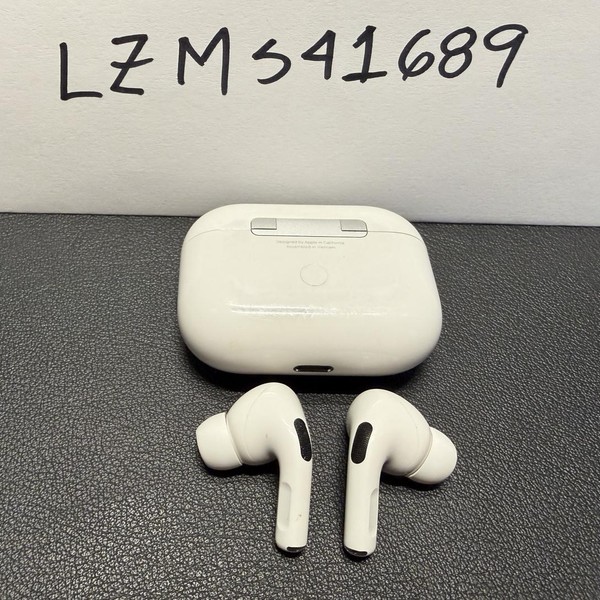 Apple AirPods Pro - Wireless Case