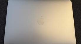 Good
													MacBook Pro 2018 (With Touch Bar) - 13" - I7, Silver, 256 GB, 16 GB, photo 5 of 7