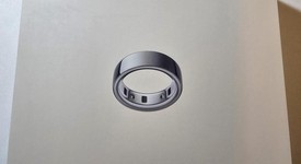 New
													Oura Ring Gen 4 - Silver, Size 8, photo 2 of 7