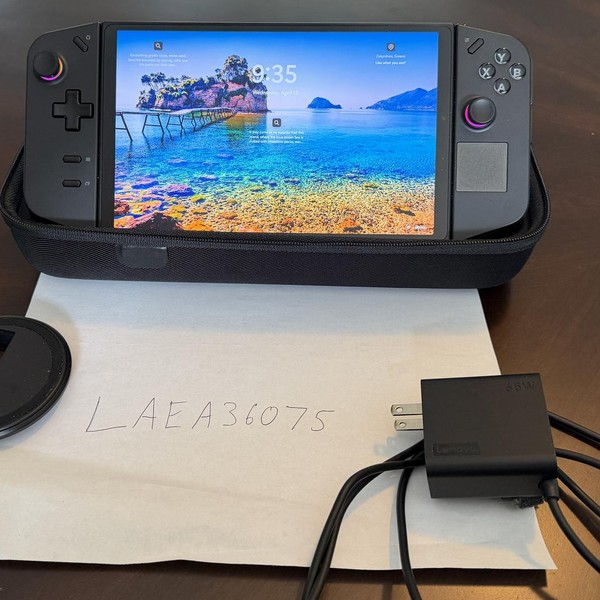 Lenovo Legion Go - 1 TB, Black, 16 GB, AMD Ryzen Z1 Extreme