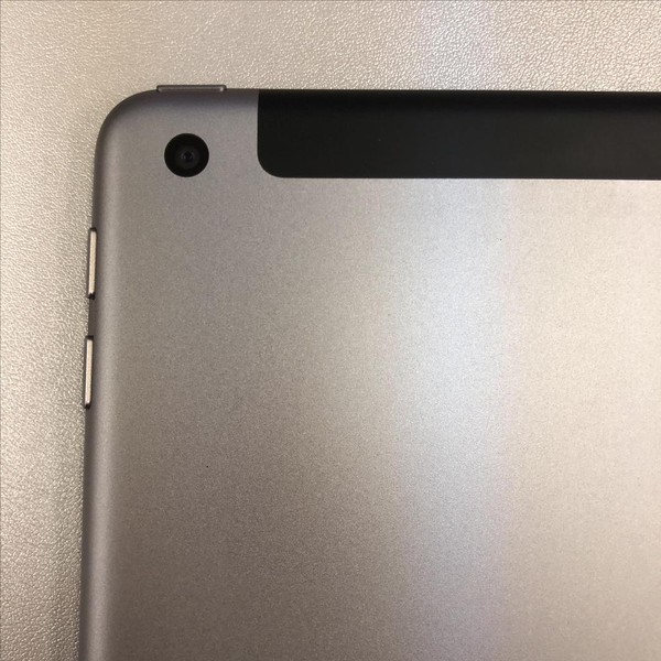 Apple iPad 6th Gen - Unlocked, 128 GB, Gray, A1954