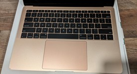 Good
													MacBook Air 2019 - 13" - I5, Gold, 256 GB, 8 GB, photo 5 of 15