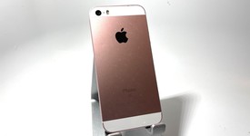 Fair
													Apple iPhone SE 1st Gen 2016 - Unlocked, Rose Gold, 16 GB, A1662, photo 3 of 7