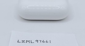 Used
													Apple AirPods Pro 2 - Lightning, photo 5 of 17