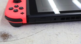 Good
													Nintendo Switch - Red & Blue, 32 GB, photo 5 of 8