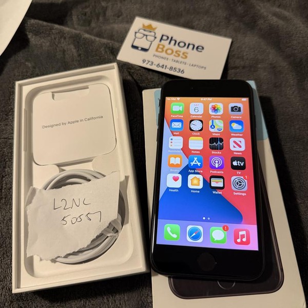 Apple iPhone SE 2nd Gen 2020 - Verizon, 64 GB, Black, A2275