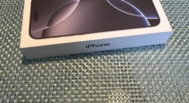New
													Apple iPhone 16 Pro Max - Unlocked, Black, 1 TB, A3084, photo 3 of 5