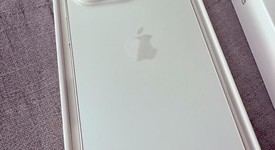 Mint
													Apple iPhone 15 Pro - Unlocked, White, 256 GB, A2848, photo 3 of 9