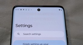 Good
													Motorola Edge (2023) - Unlocked, Black, 256 GB, 8 GB, photo 2 of 3