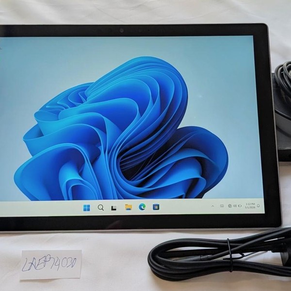 Microsoft Surface Pro 7 Plus - 128 GB, Platinum, 8 GB, Intel Core i5, Wi-Fi