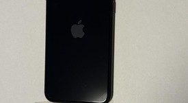 Good
													Apple iPhone SE 3rd Gen 2022 - Unlocked, Midnight, 64 GB, A2595, photo 3 of 8