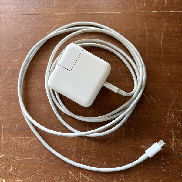 MacBook Air 2020 - 13 inch - 256 GB, Gray, 8 GB, Apple M1