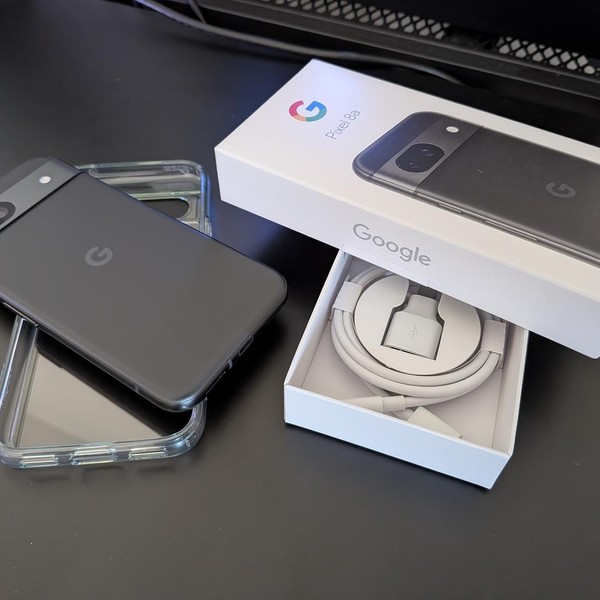 Google Pixel 8a - Unlocked, 128 GB, Obsidian, 8 GB, GKV4X, Sub-6 5G