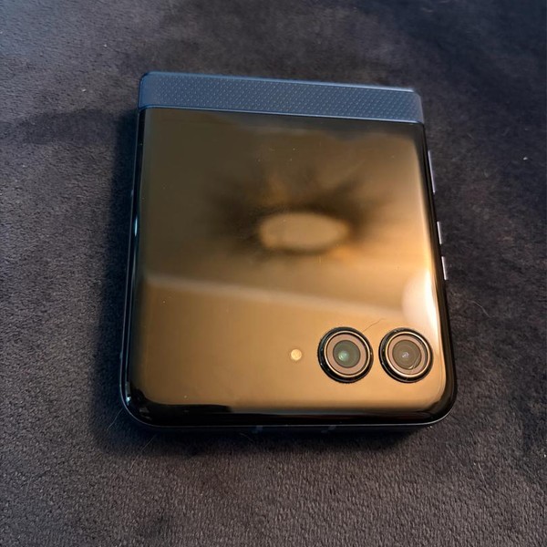 Motorola Razr (2025) - T-Mobile, 256 GB, Blue, 8 GB