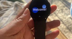 Mint
													Samsung Galaxy Watch4 - Unlocked, Black, 40mm, photo 1 of 6