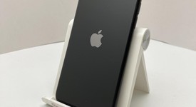 Good
													Apple iPhone SE 2nd Gen 2020 - Unlocked, Black, 64 GB, A2275, photo 3 of 6