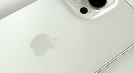 Good
													Apple iPhone 15 Pro Max - Unlocked, White, 256 GB, A2849, photo 4 of 15