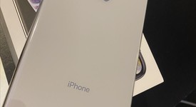 Mint
													Apple iPhone Xs Max - AT&T, Silver, 256 GB, A1921, photo 3 of 4