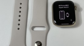 Mint
													Apple Watch Series 9 41mm - Unlocked, Gold, A2982 - Cellular, Stainless, photo 1 of 8