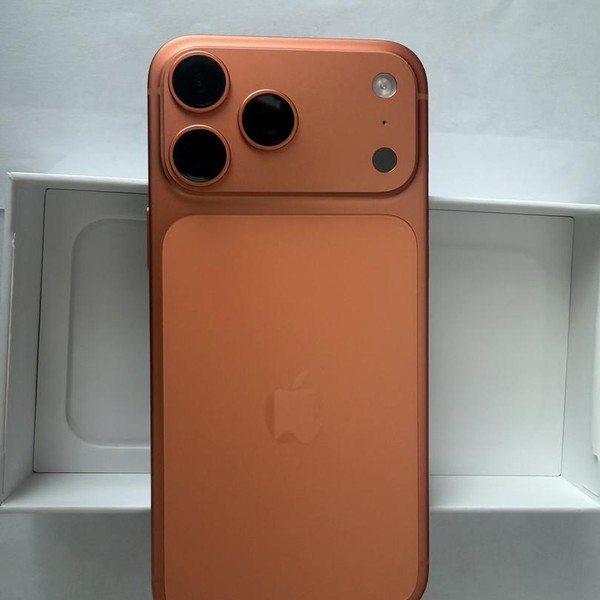 Apple iPhone 17 Pro Max - Verizon, 256 GB, Cosmic Orange, A3257