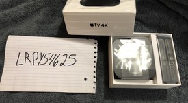 Mint
													Apple TV 4k 1st Gen (2017) - 32 GB, photo 1 of 4