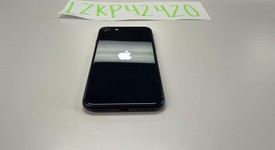 Mint
													Apple iPhone SE 3rd Gen 2022 - Unlocked, Midnight, 64 GB, A2595, photo 2 of 5