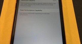 Mint
													Apple iPhone Xr - Sprint, Red, 64 GB, A1984, photo 2 of 5