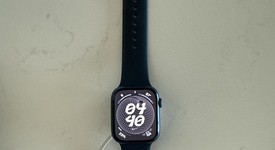 Good
													Apple Watch Series 7 45mm - Midnight, A2474 - GPS, Aluminum, photo 1 of 5