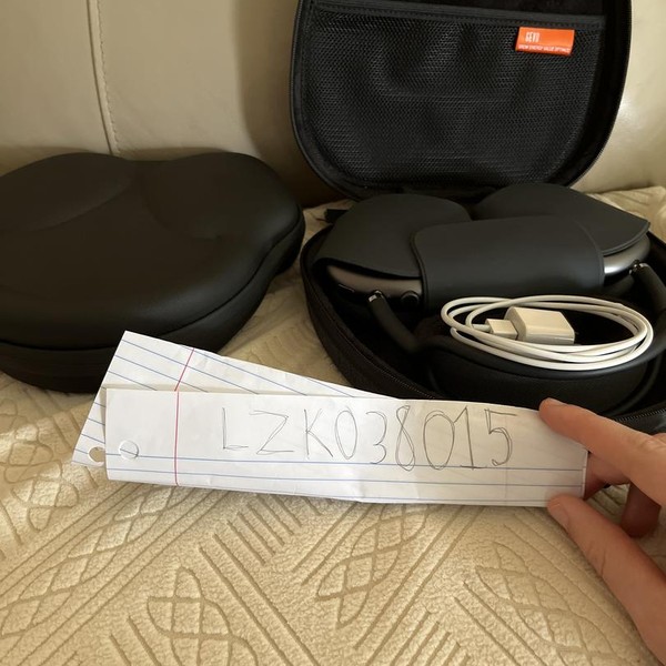 Apple AirPods Max - Gray