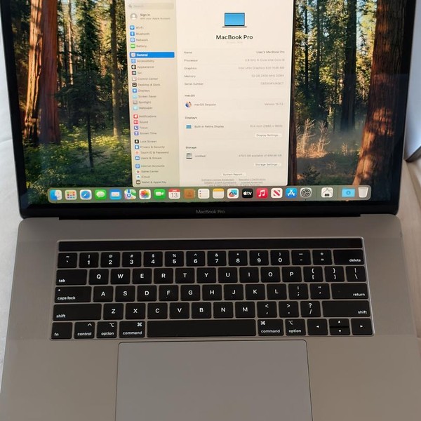 MacBook Pro 2018 (With Touch Bar) - 15 inch - 512 GB, Gray, 32 GB, Intel Core i9