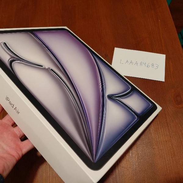 Apple iPad Air 13 inch (M3) 2025 - Wi-Fi, 128 GB, Gray