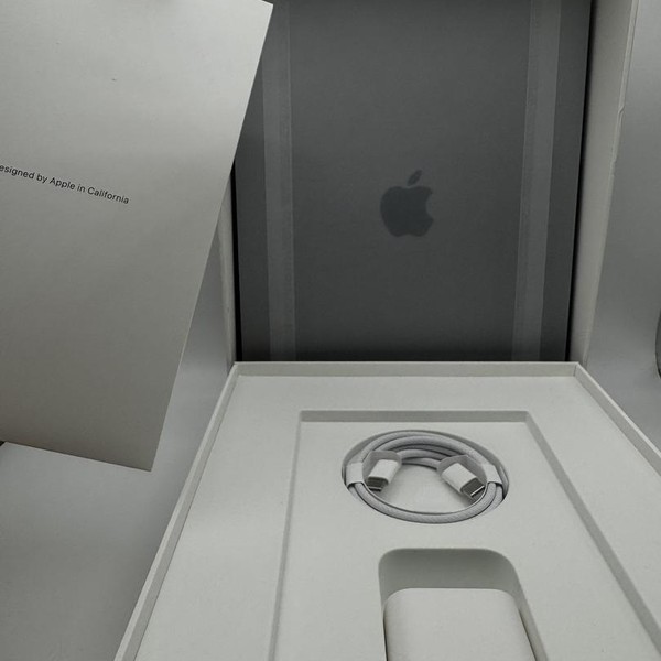 Apple iPad Air 11 inch (M3) 2025 - Wi-Fi, 128 GB, Gray, A3266