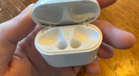 Used
													Apple AirPods 2nd Gen - Lightning Case, photo 6 of 6