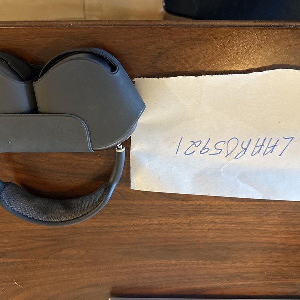 Apple AirPods Max - Gray