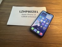 Apple iPhone 13