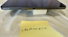Good
													Apple iPad Air 5th Gen - Wi-Fi, Gray, 64 GB, A2588, photo 3 of 11