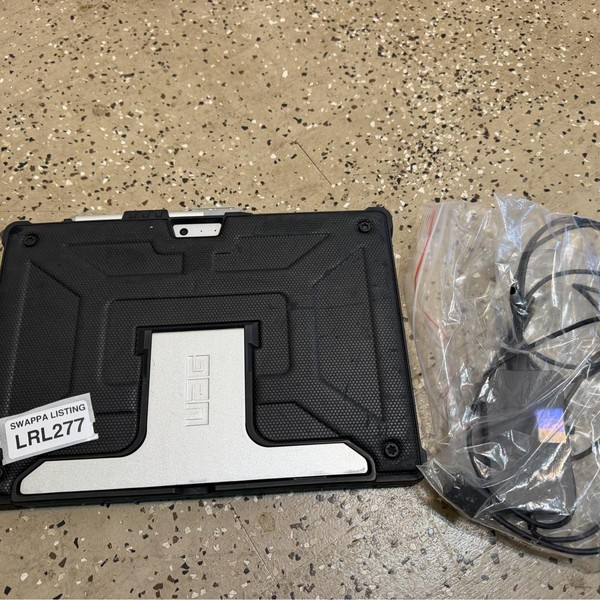 Microsoft Surface Pro 4 - 12.3 Inch - Wi-Fi, 128 GB, Silver, 4 GB