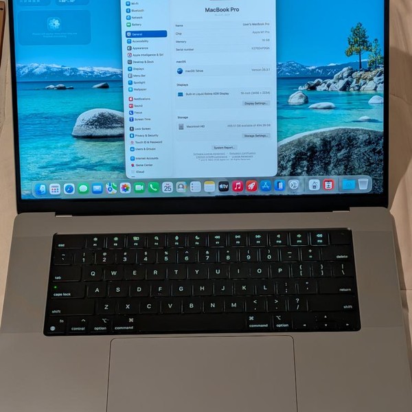 MacBook Pro 2021 - 16 inch - 512 GB, Gray, 16 GB, Apple M1 Pro 10-core