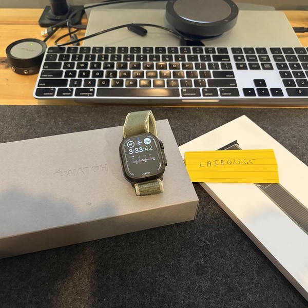 Apple Watch Ultra 3 49mm - Unlocked, Black, A3281