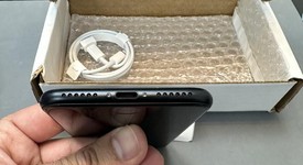 Mint
													Apple iPhone SE 3rd Gen 2022 - Unlocked, Midnight, 64 GB, A2595, photo 6 of 6