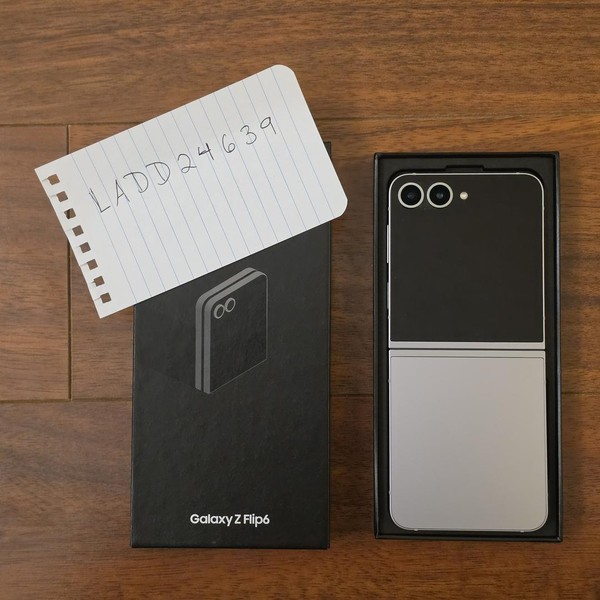 Samsung Galaxy Z Flip6 - Verizon, 512 GB, Silver, 12 GB, SM-F741U