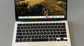 Good
													MacBook Air 2022 - 13" - Apple M2, Starlight, 256 GB, 8 GB, photo 3 of 16